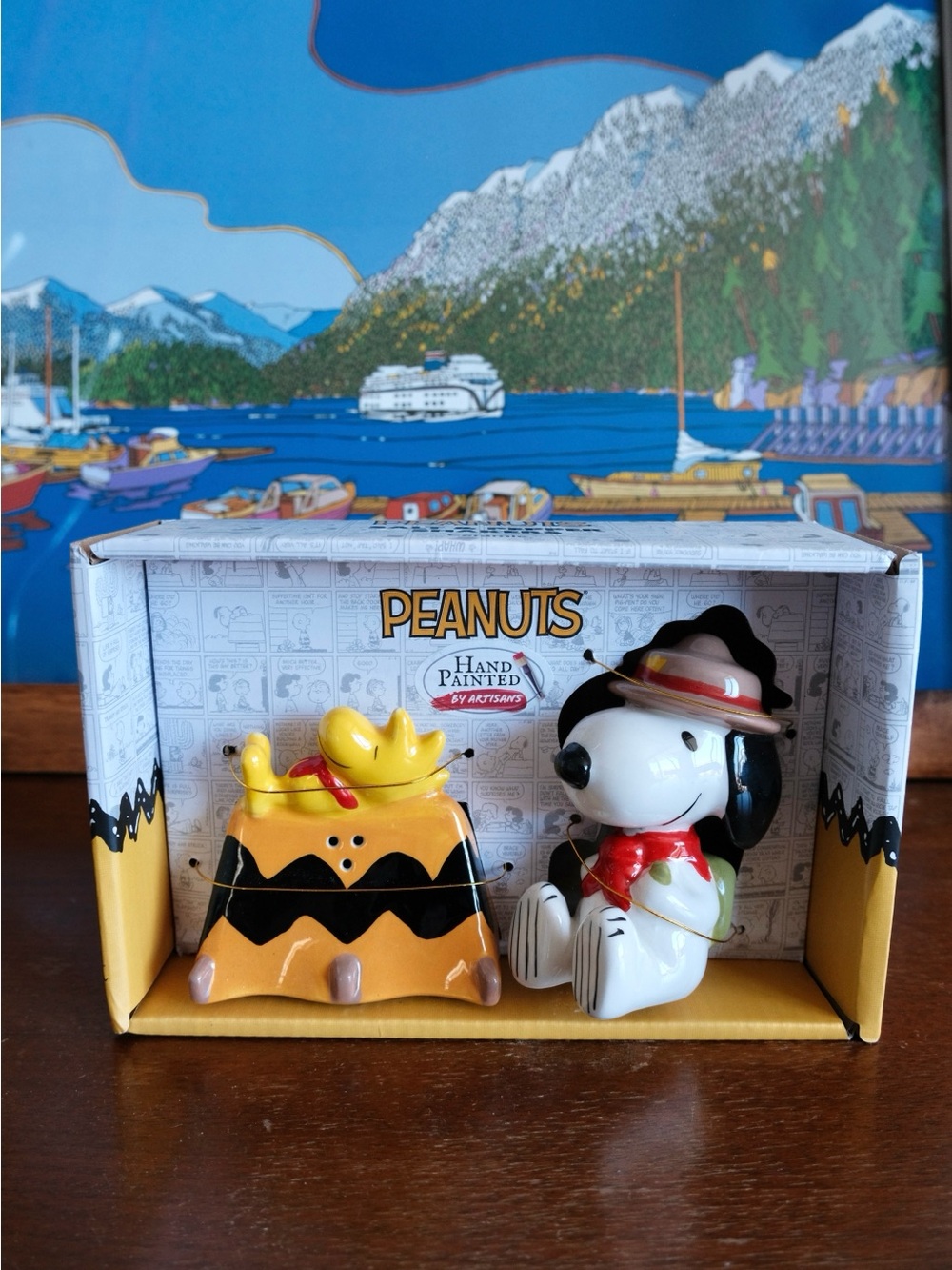 Peanuts Snoopy and Woodstock ceramic salt and pepper shakers